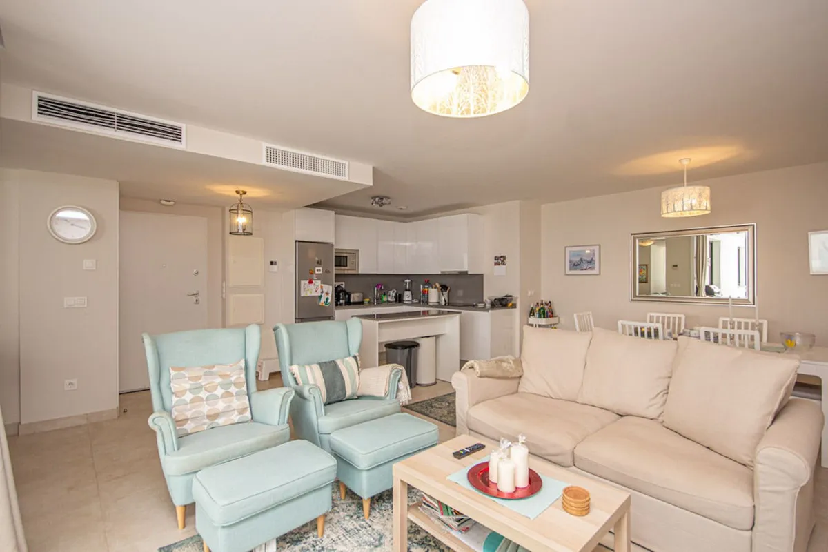 b13caaf9-3646-4989-84eb-68571b5ce251