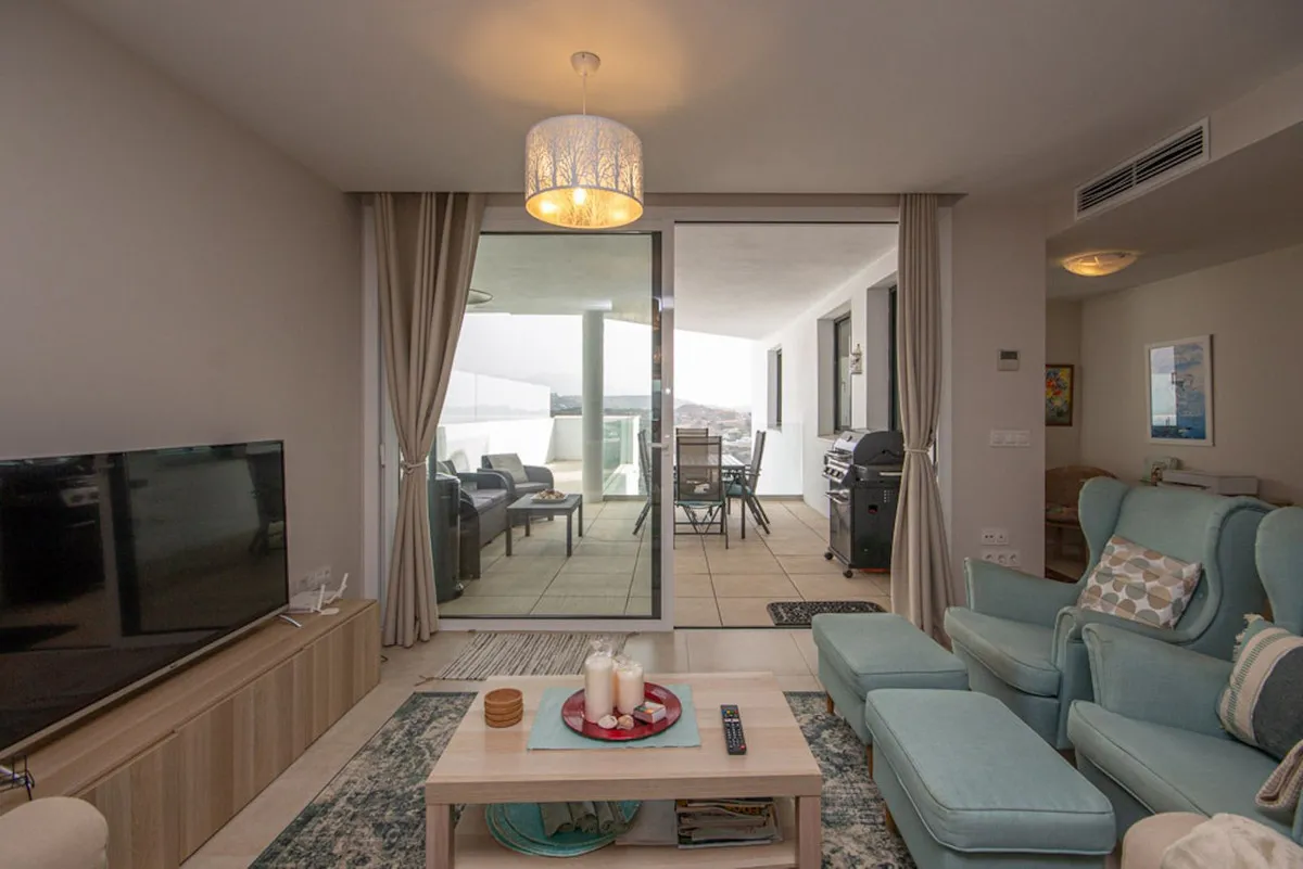 bca392b0-9d7c-430e-87b4-65b50ec5d7ad