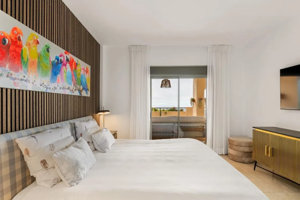 a4937f5f-fe5f-48b1-a609-303ecf15ab54