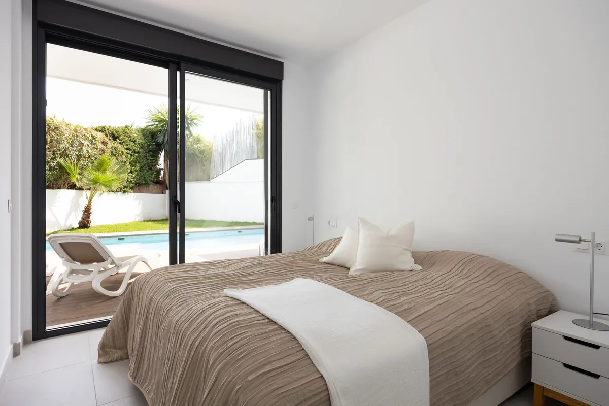 84805e62-3e68-4c4b-aab0-dc9f86e79013