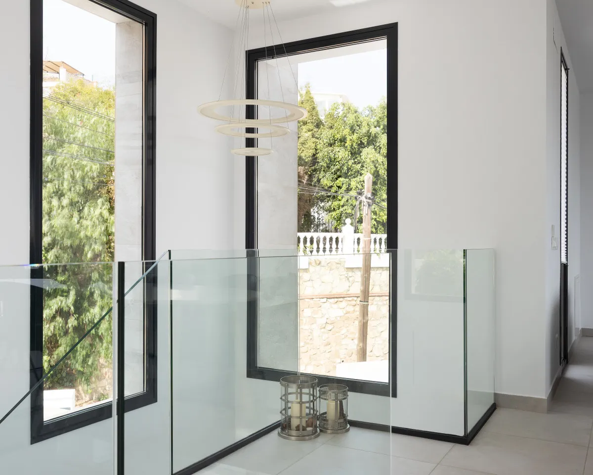 d17f7c95-a5eb-4c6f-a3ed-b3ed26599e36