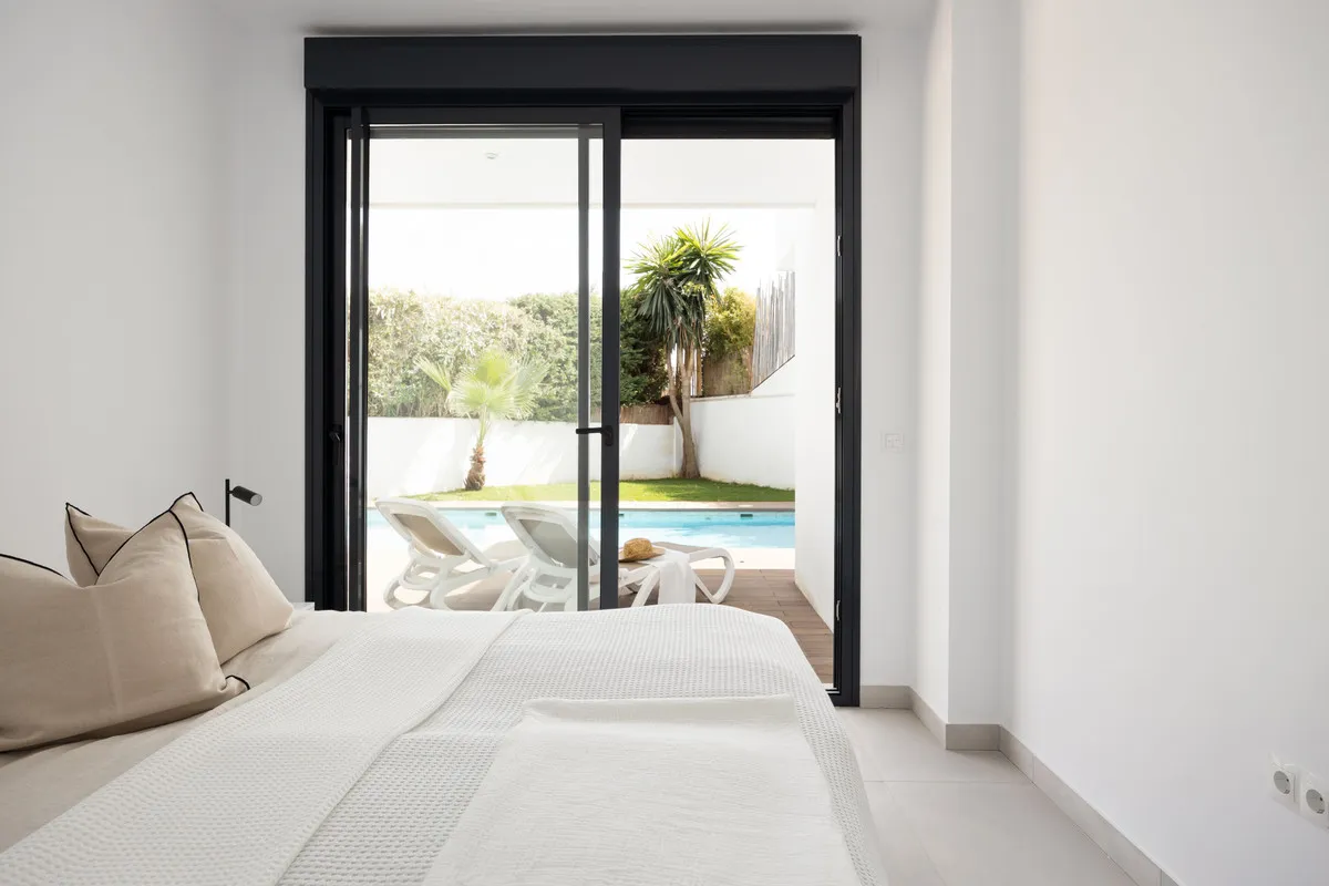 f530e0d1-6454-44aa-97ef-878be50d7b85