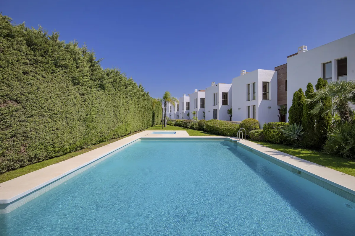 0e9acf23-b642-47de-88d1-b675cbdb305d