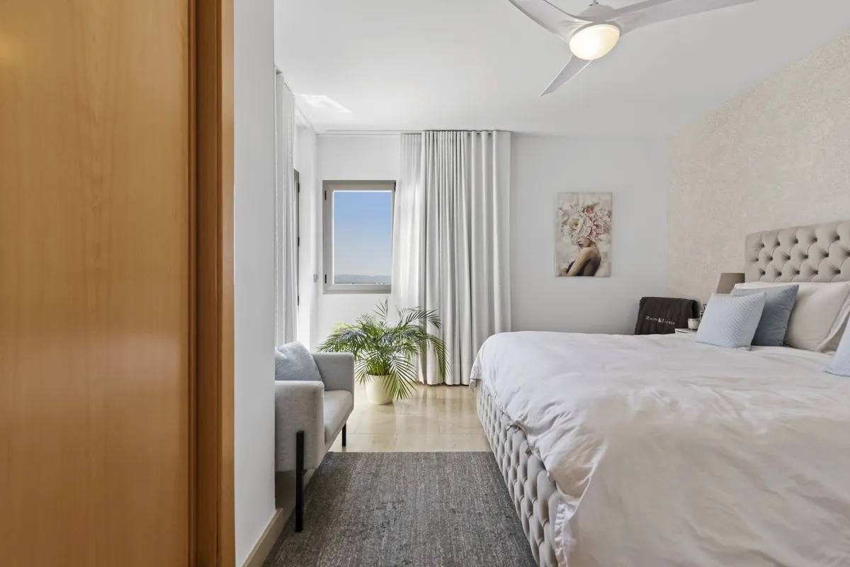 4224af37-9e75-4a5f-966e-ba67dadac24b