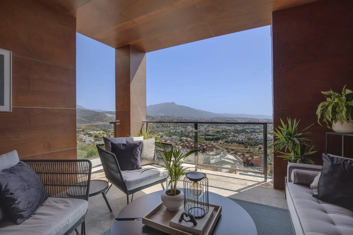 4da94fba-4e1a-4793-a8cd-311292a43fbf