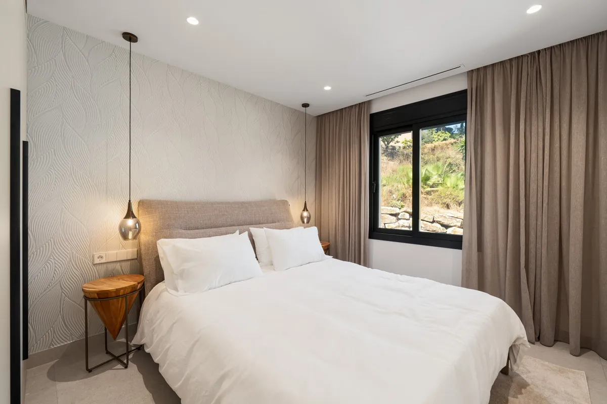 0723f8eb-ef10-442e-89e1-592f03d00619