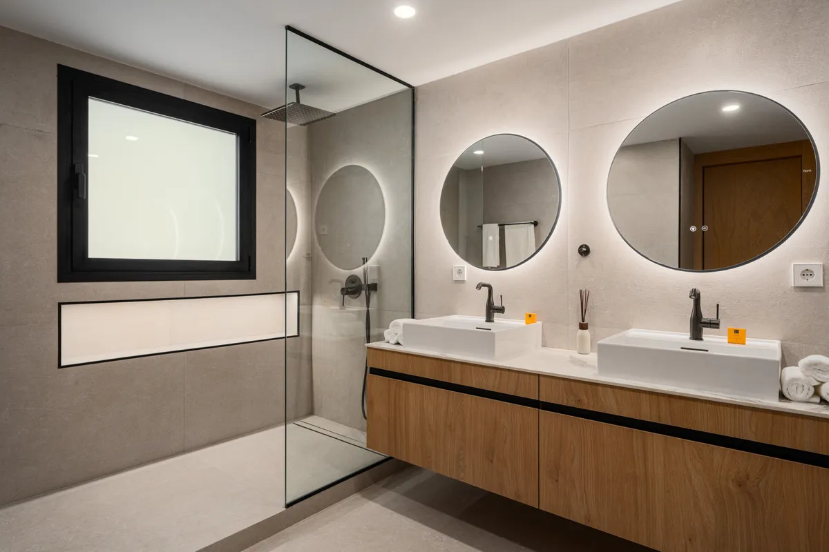 83dc50b3-6578-48c9-87cb-ecd3183e69d6