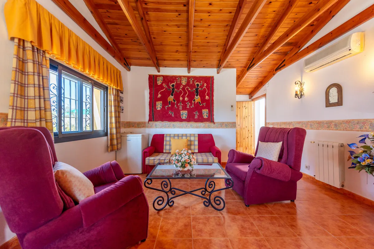 3159cf05-fd42-4c33-8af7-825f98444f0b