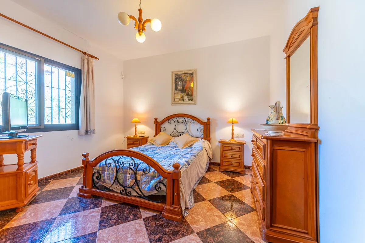 50eb41d0-387f-49d5-9500-a3271e9b8c31