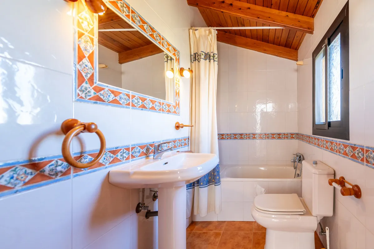 b14d24be-bd13-420a-8c02-cd707e3cb161