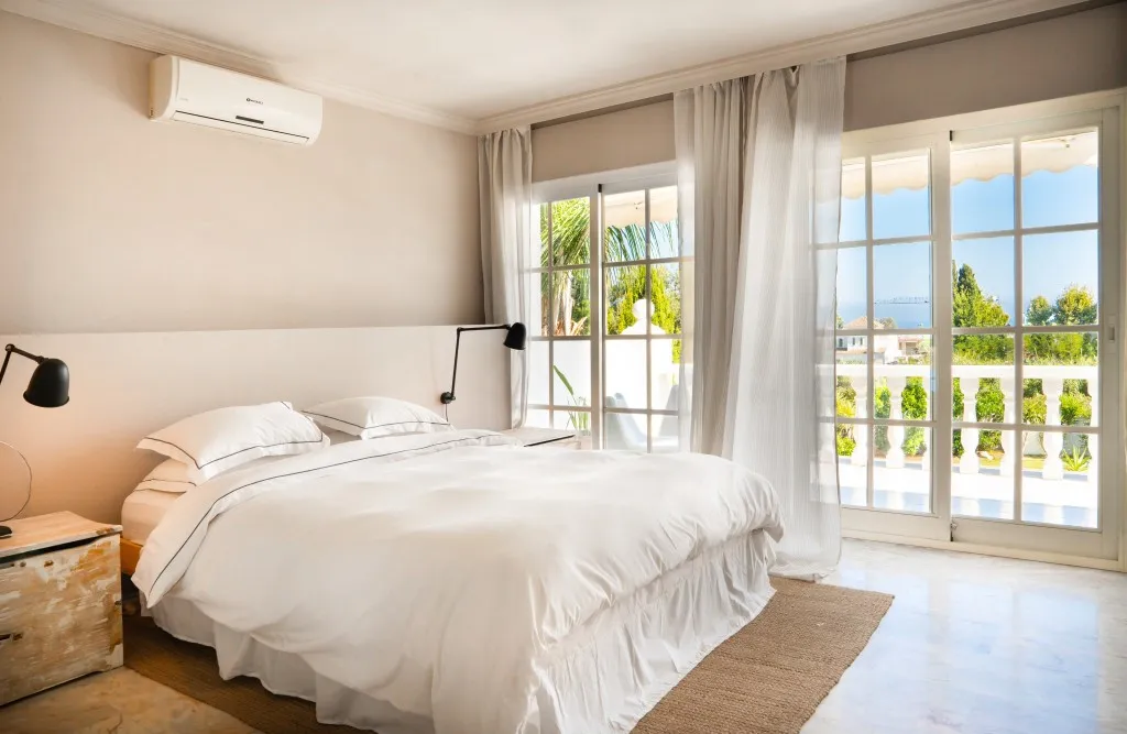 0c708989-78ed-450b-ad31-d1dab2af1611