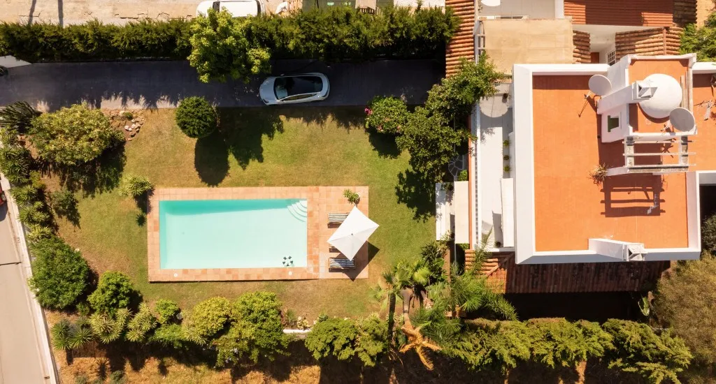 5f06c5e6-08d5-4883-abb9-94ebaa4dffe3