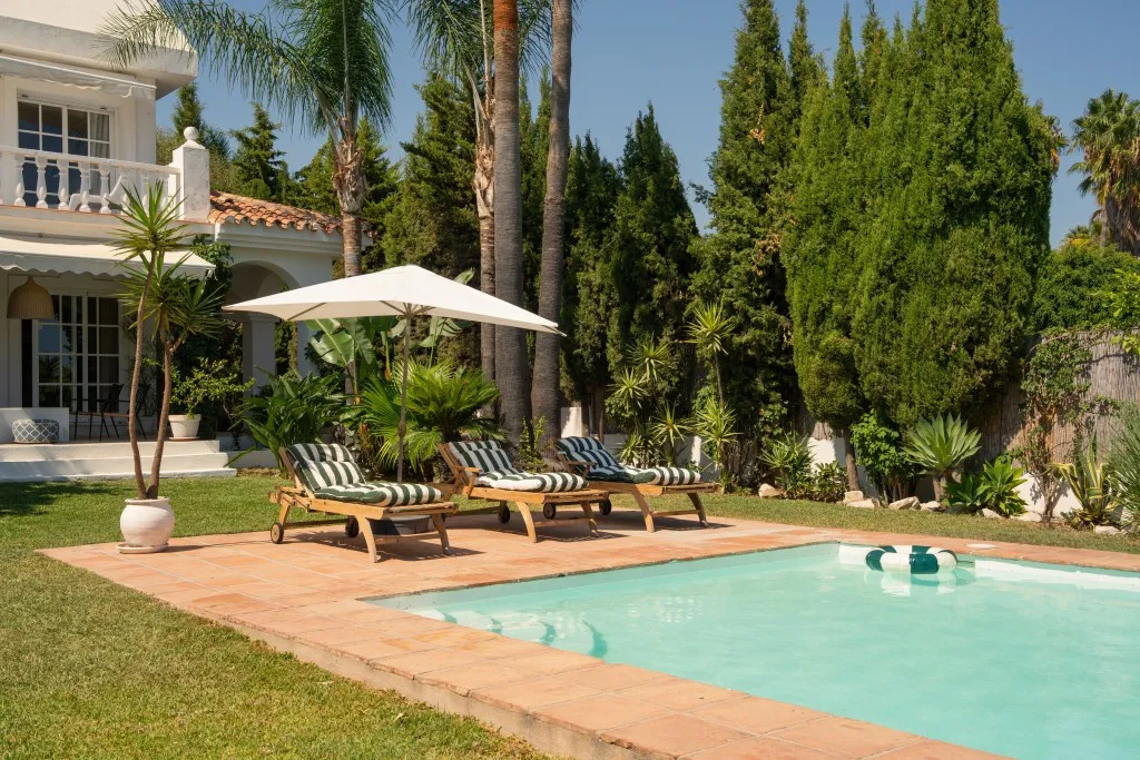 d7084991-1a43-4189-94a3-0a02ffd9bc2a