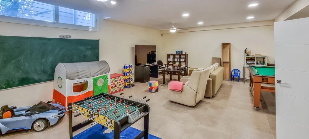 48bd7768-979c-40ff-ae04-a666621dc972