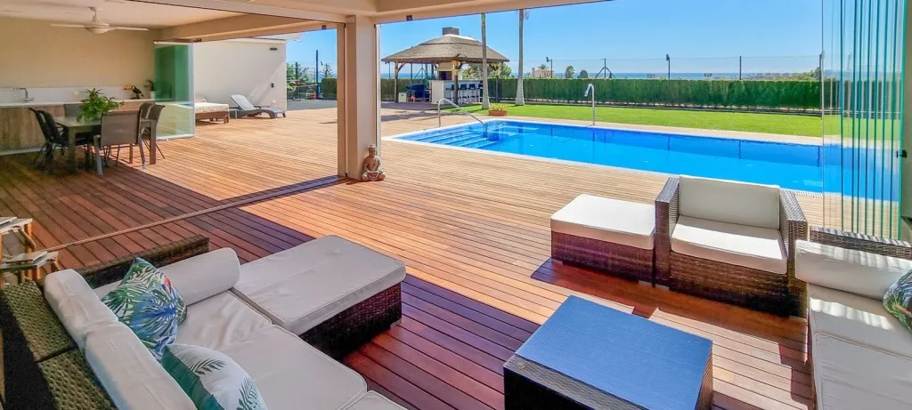 6f5b40de-aaee-4f20-966b-43818be98aa9