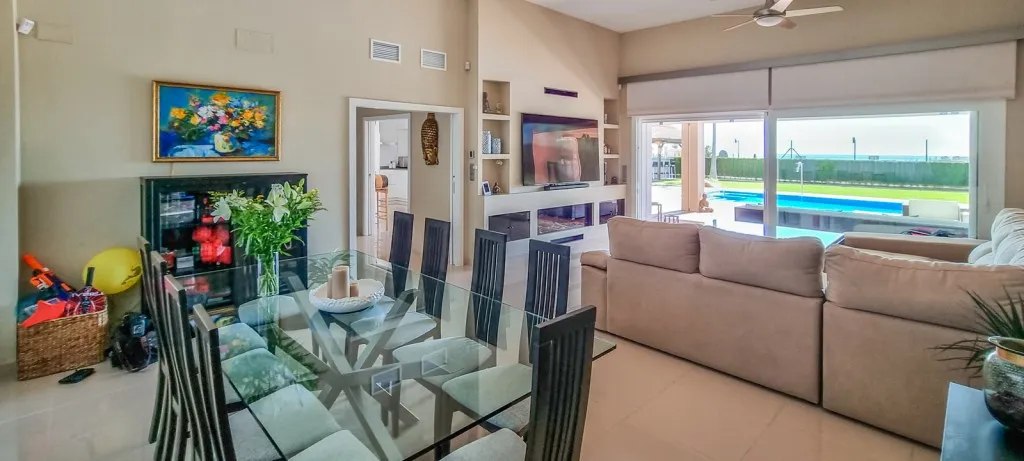 7eea0ba7-9234-4b3d-b88f-beeeac9f4595