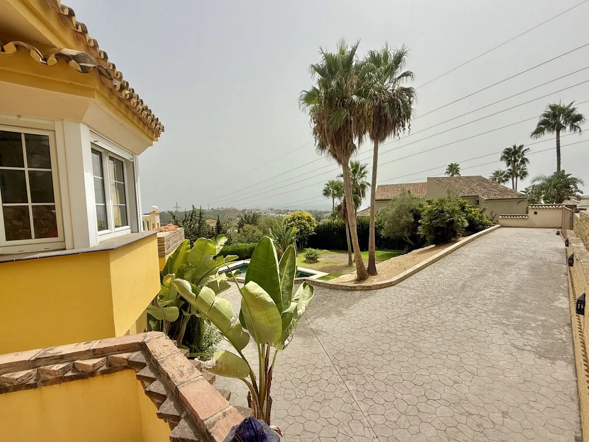 f49b0cc8-3006-49d4-9f5b-0d829b12bd0f