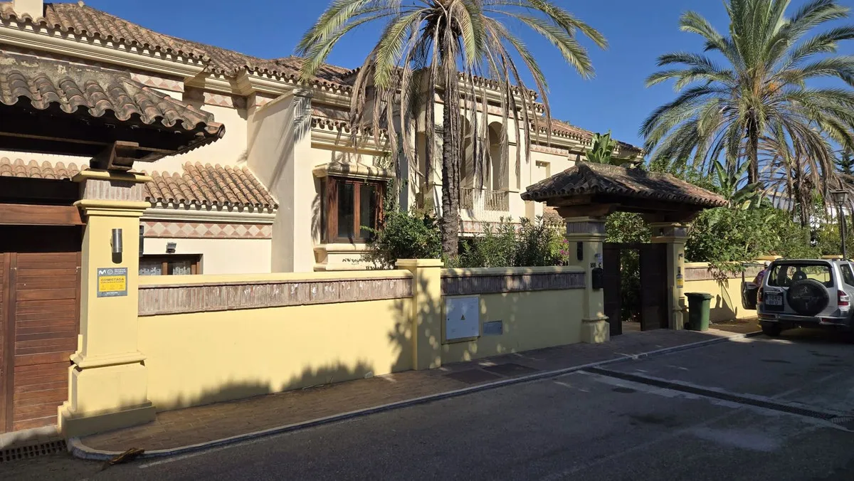 a956f3a2-0b70-484e-9f6c-b3886faccb90