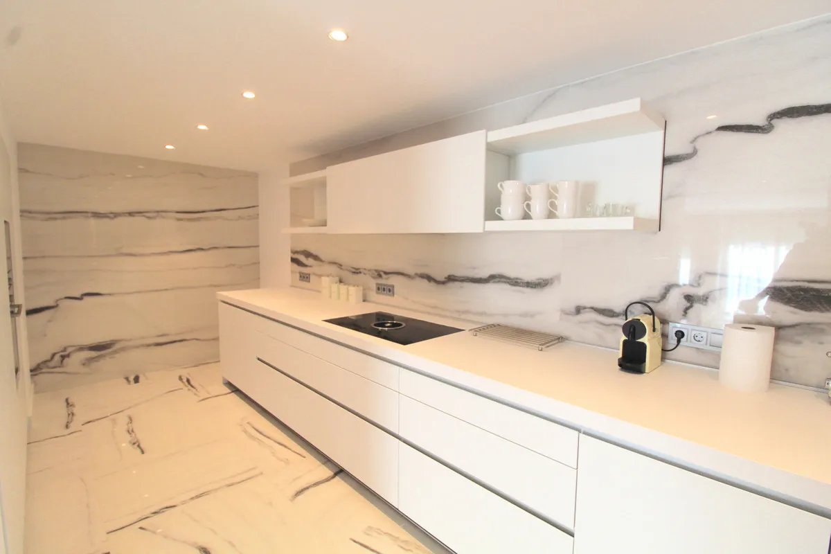 cfcfc331-39d0-441d-b030-a065a5076df6