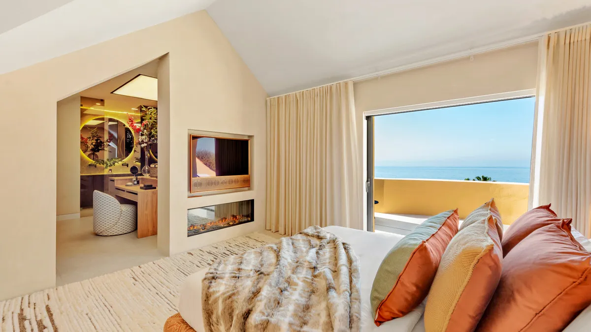 7282b24f-4182-4fd2-9319-e567bc588383