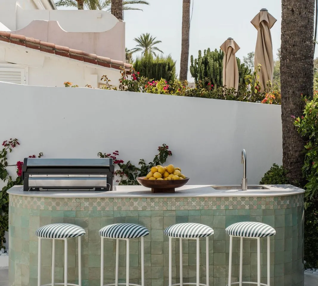 3a4f740e-0533-44c8-8822-88f0caf7a874