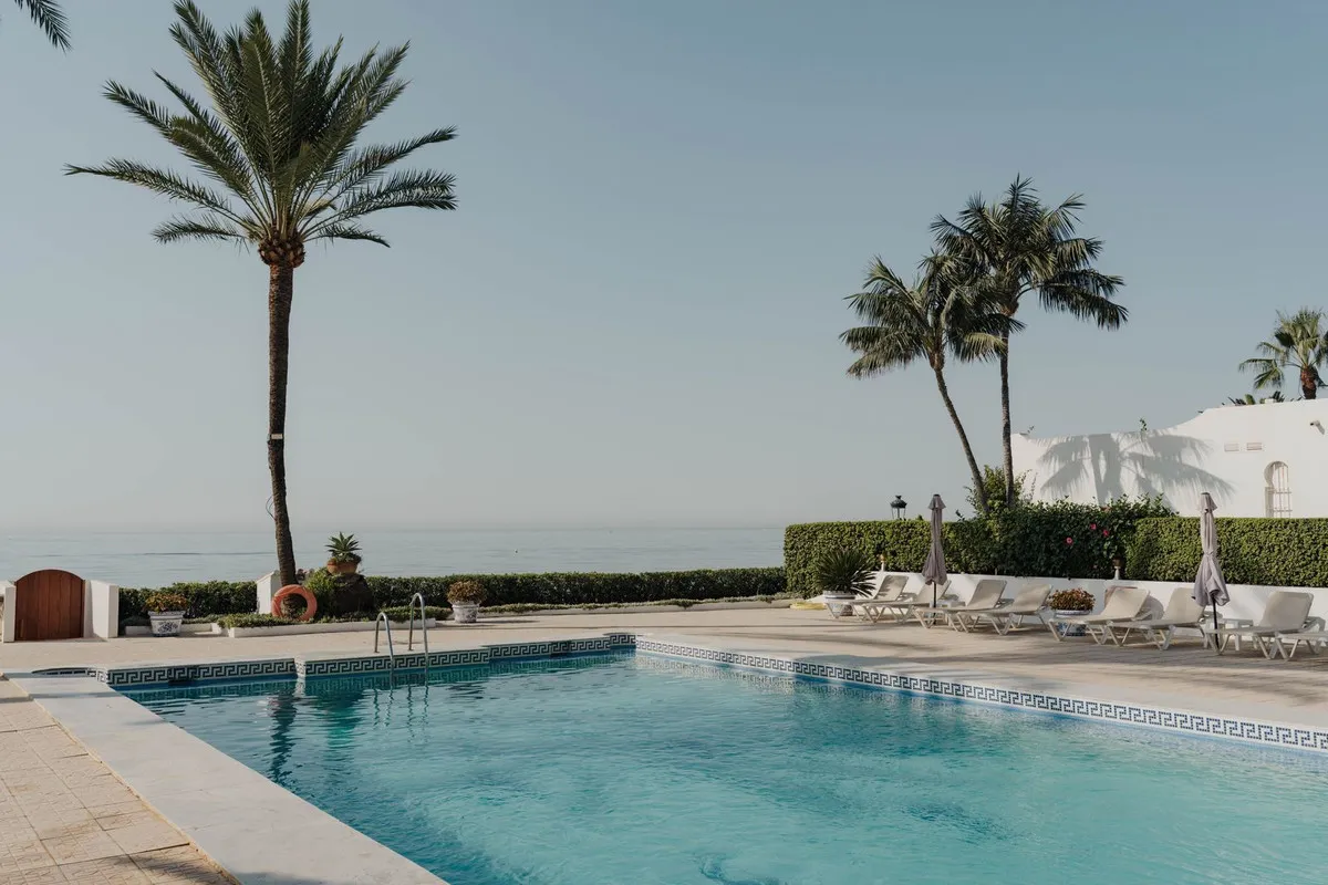 9498567f-c158-4842-9e6a-2757f7493587