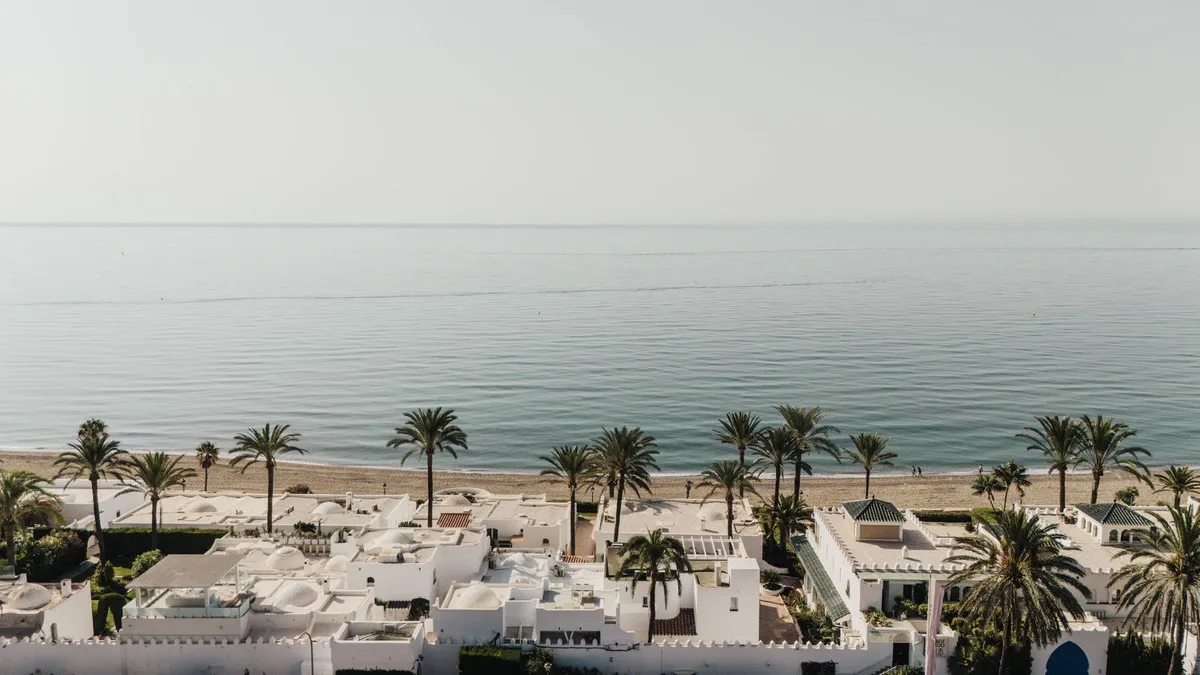 b111571e-db0f-436b-ad60-b5541e2d31ea