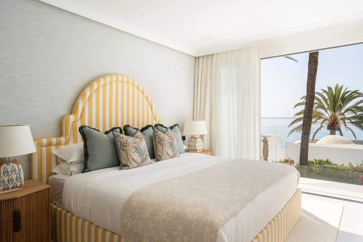 f95081d3-1ce7-4f4e-a195-8aa720309db2