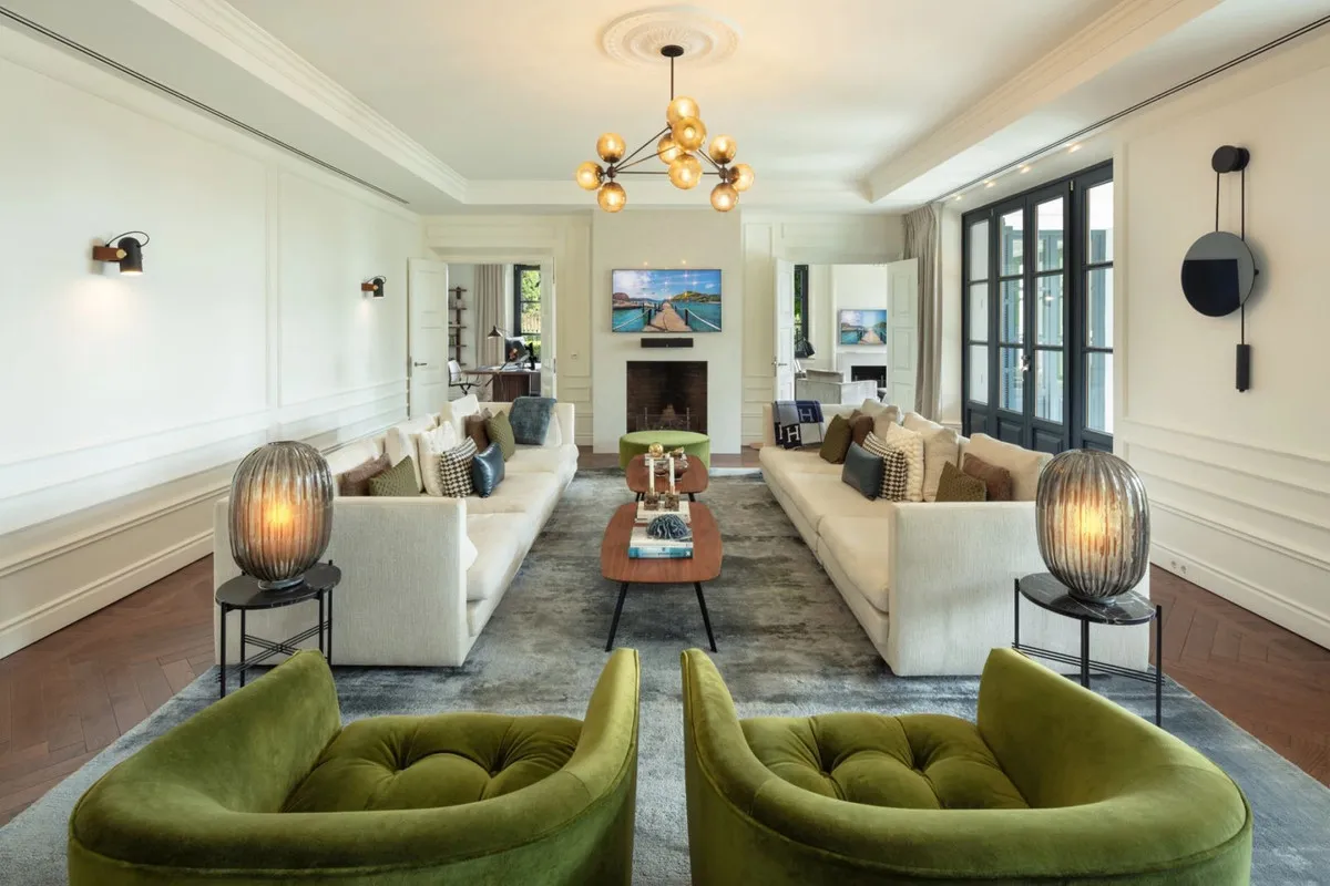 370f2260-7f2f-4efc-a093-e3ed96b75d79