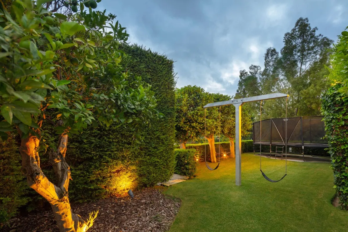 ee216a10-2fc7-4070-96d9-ce6033e4ae11