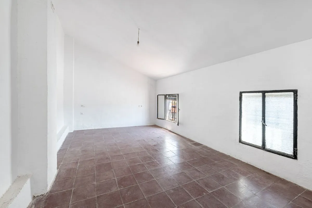 034eb2a3-93a8-4fce-a21d-2902d3e86225