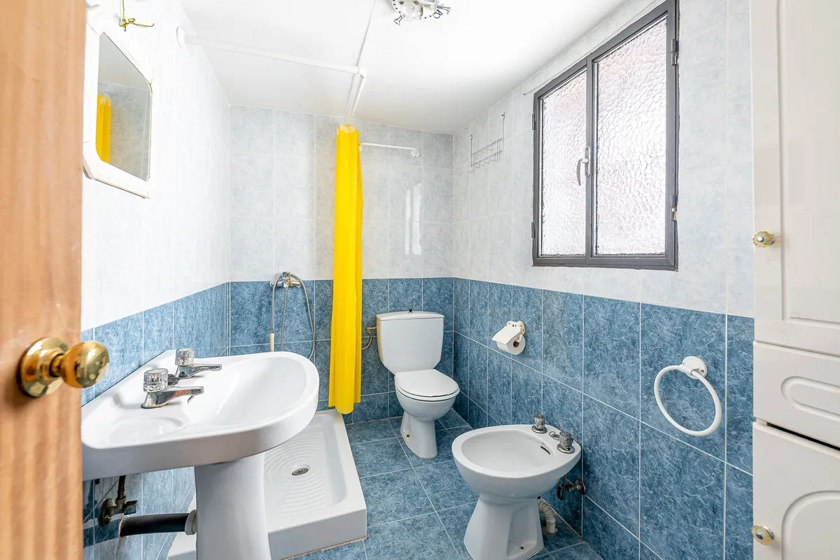 f3252ca7-7893-429b-8230-915ab303977d