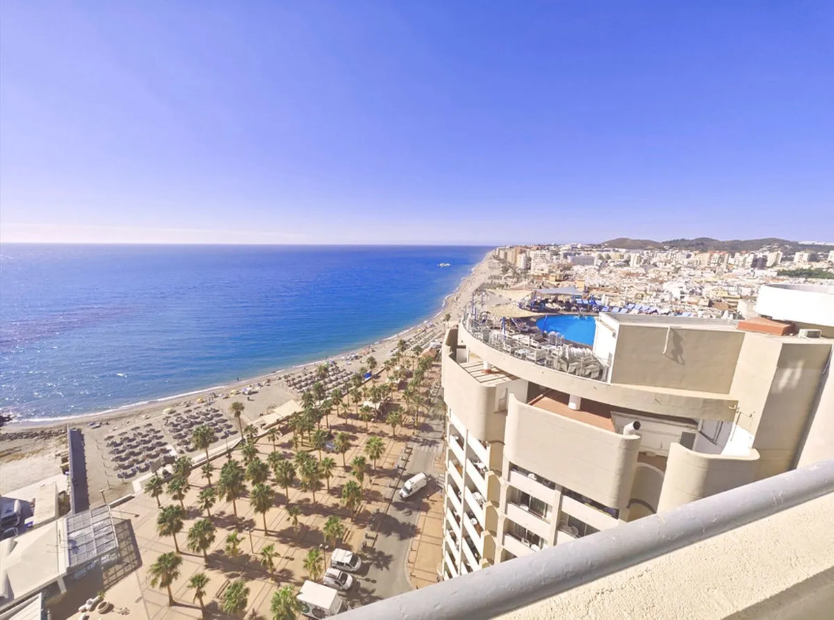 69f81f56-de9e-4313-912a-8a523b47acea