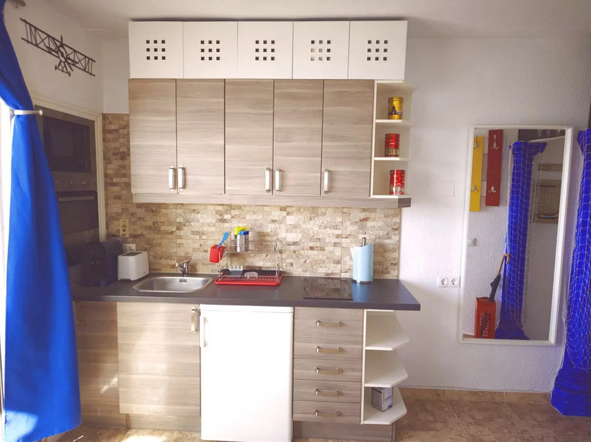 d6929d6c-4c51-45de-884b-cb7be8a15685