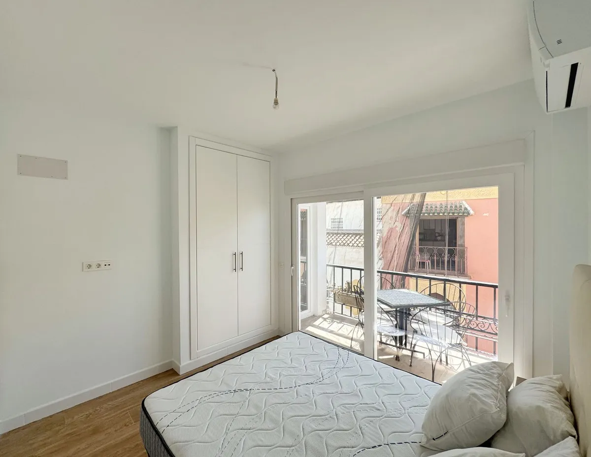 0840bd8b-c3bd-493c-af02-57e6cf94476a