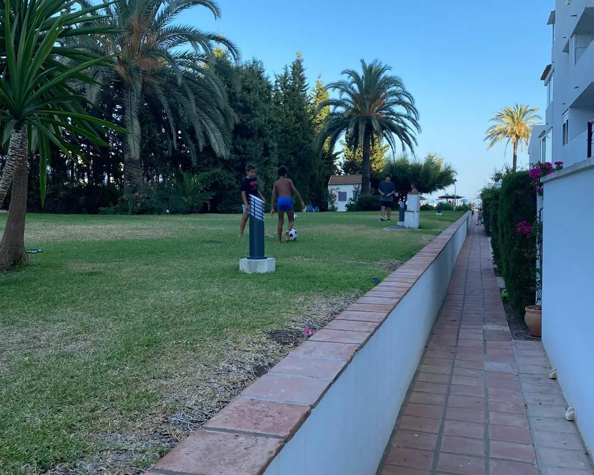 6a39459a-fa90-4dbc-a683-8a54d8926901