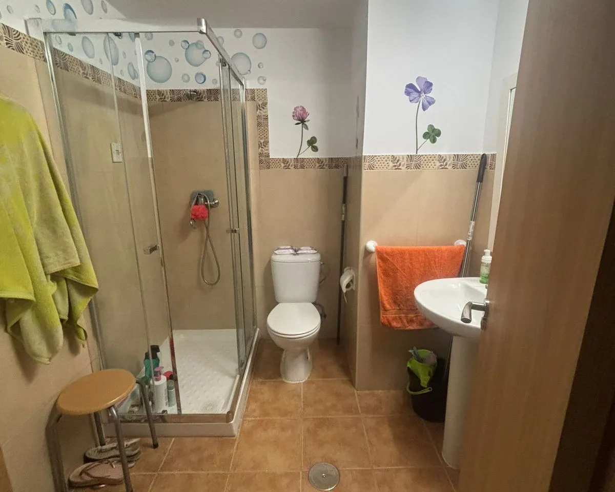 c165e875-6ea3-4fa3-aca9-321530bbd88e