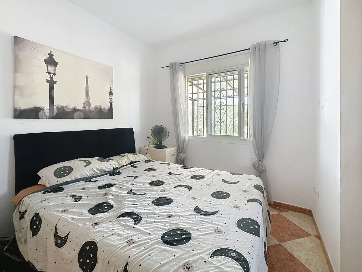 a452eeb7-5c45-4abc-93b7-7f6cd854403e