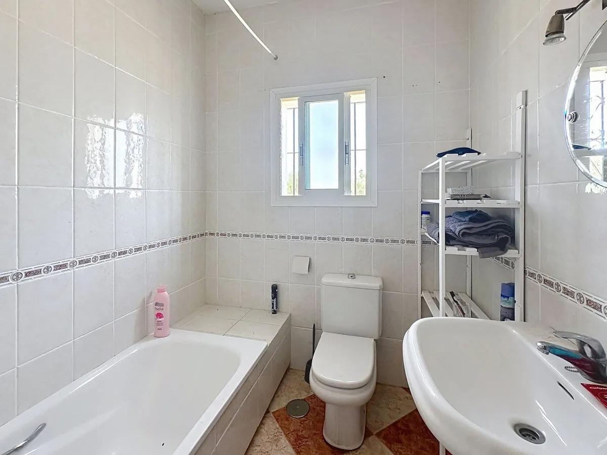 d3a6b871-c7cd-4553-9ecf-ddabea5bd63a