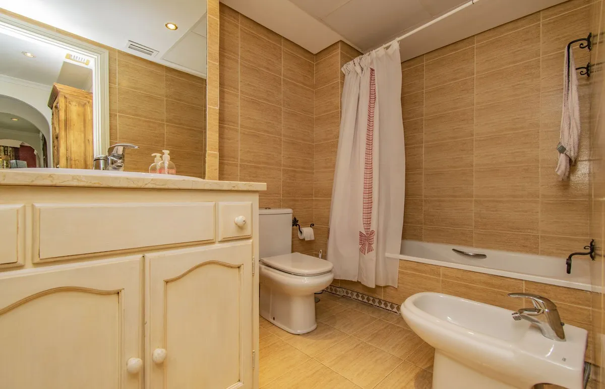 1ae029d6-ebf4-442a-b950-f45bafae8e33