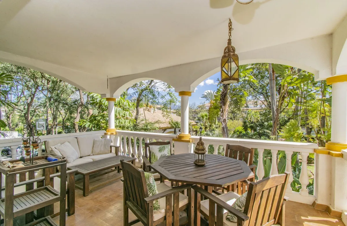 5f25844f-2d61-4906-b7a8-6dc759a80d44