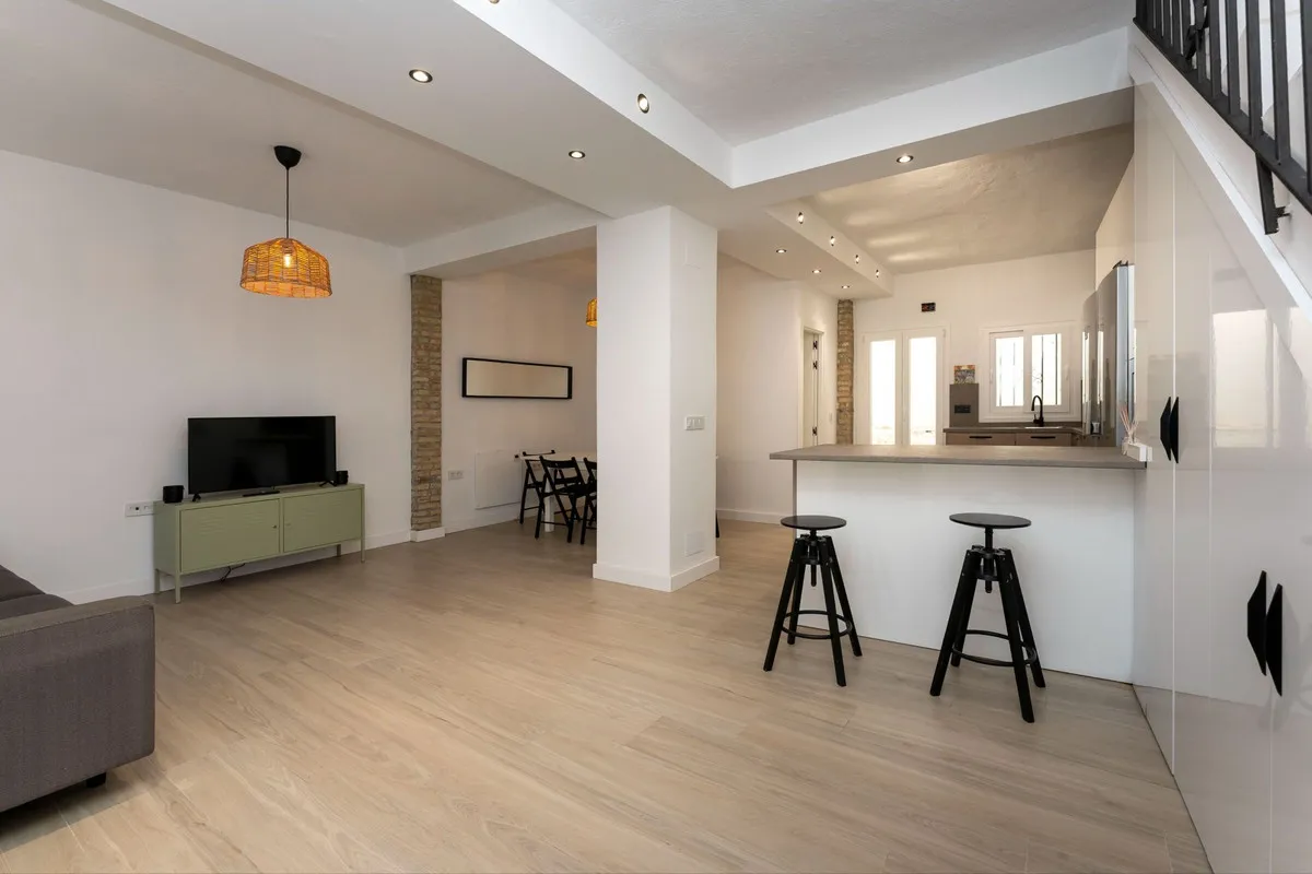 92e025bd-d912-485e-907a-0a5da9fa7ba9