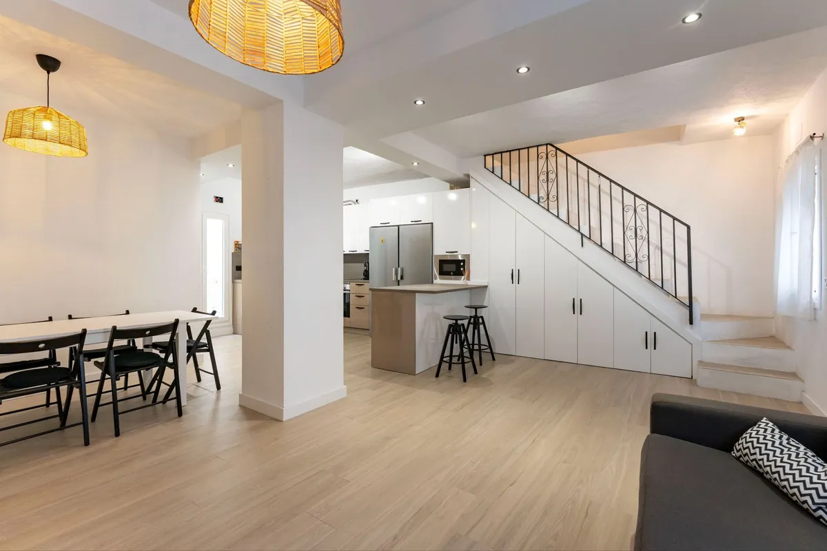 9d35994d-0cfb-445f-b68b-d19084352245