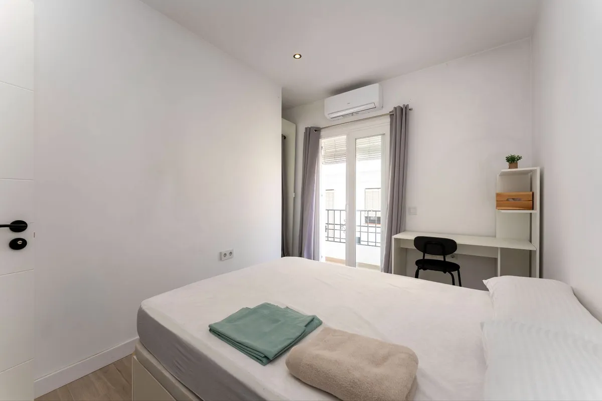 aaab3ce8-0083-49e6-92b8-79a5f28953b6