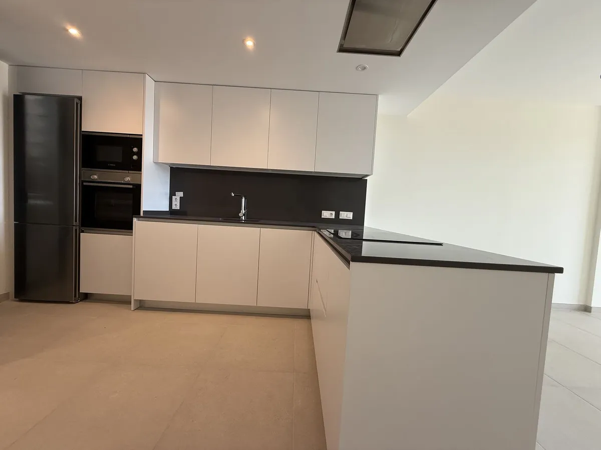 66650ab6-4b7c-4e2c-bd87-bbf77f0c4a8b