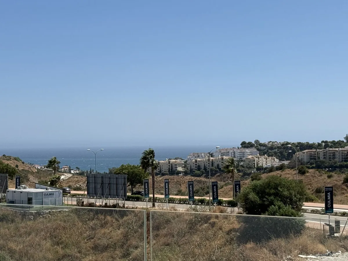 9ac548ff-00a1-4aa3-adb5-6beab6cc0af1