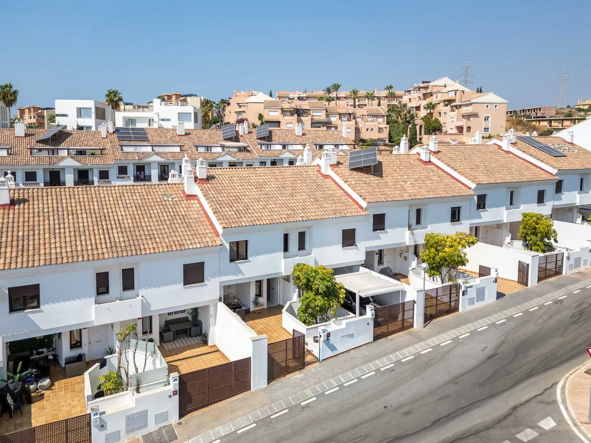 61dd1074-0ae2-46a8-a568-32c17f08e84b