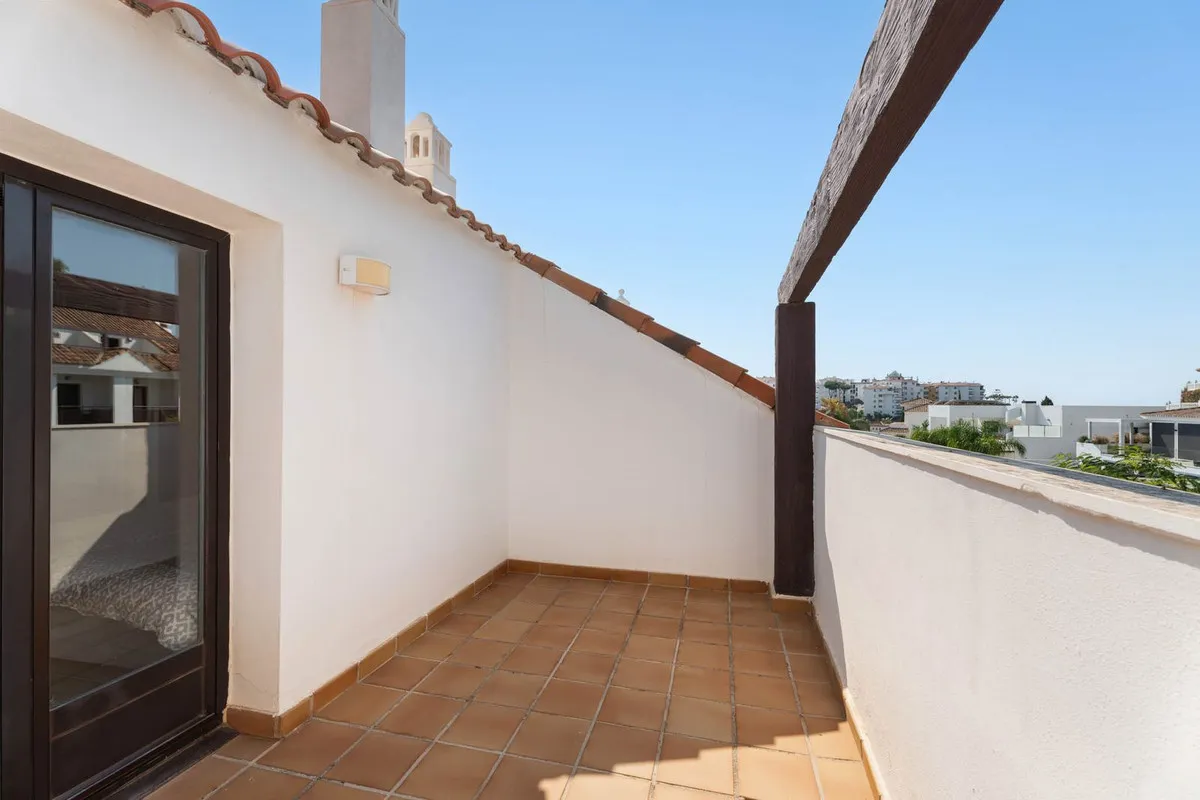 9ae4e999-fbaa-4e54-bb73-97a36acd61af