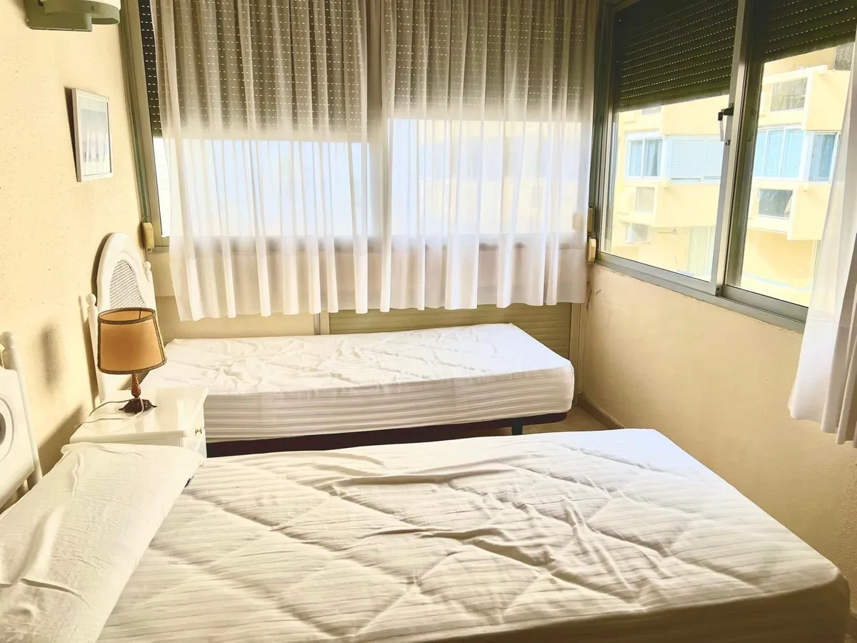 f720f4d7-bd31-4587-b385-a8157e359029