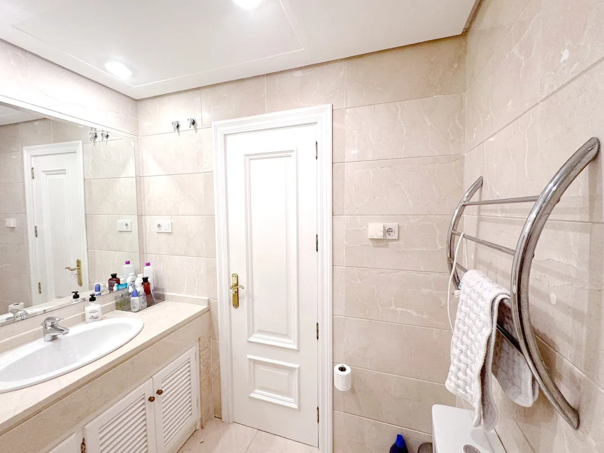 8bbeee78-f24c-4175-aa49-8cb748d49e70